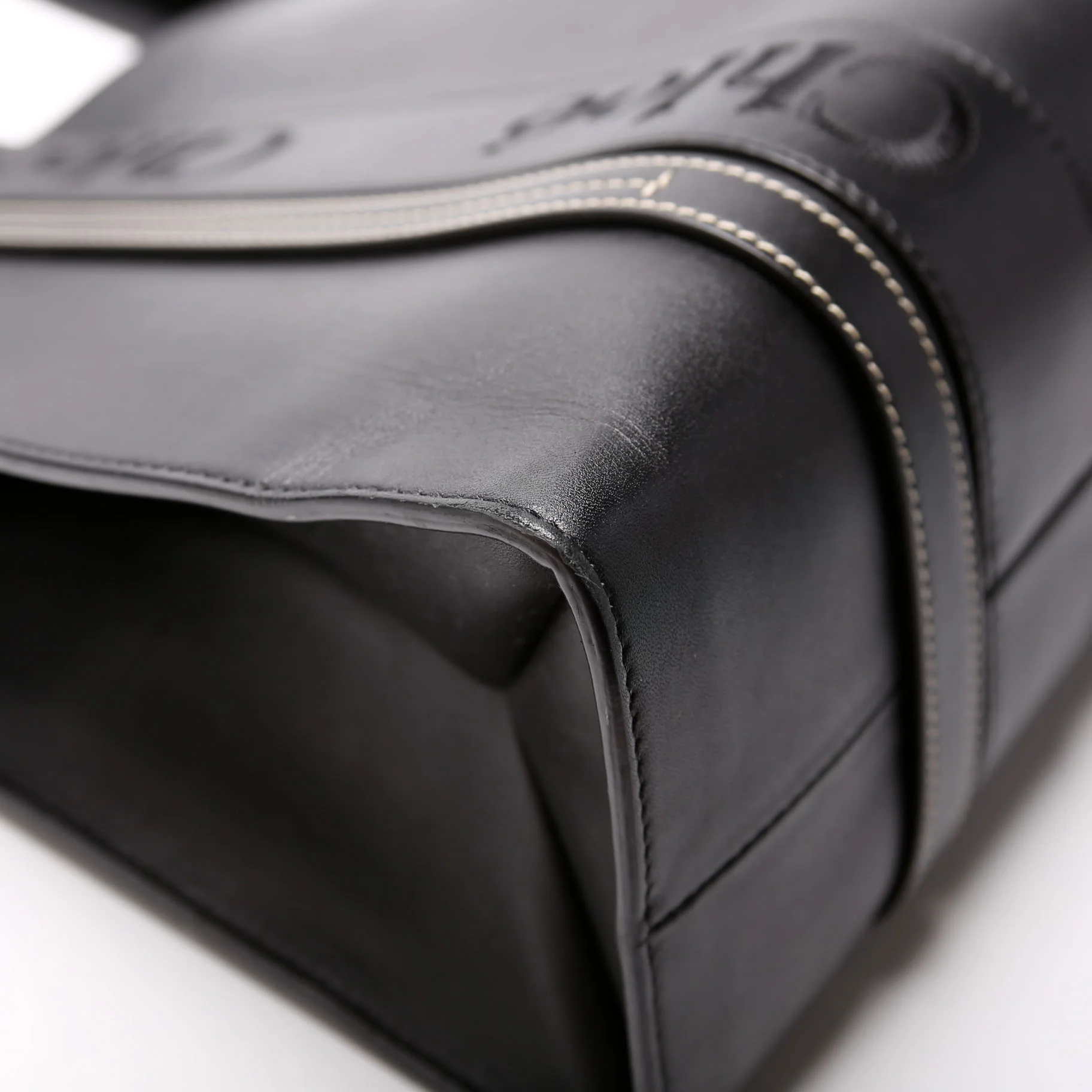 Woody Medium Leather Tote Black - Image 5