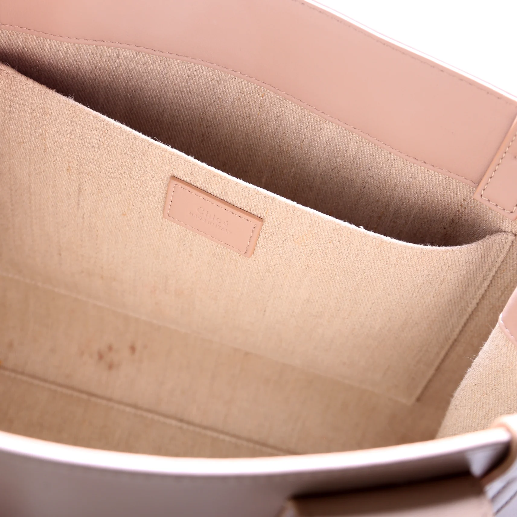 Woody Medium Leather Tote Pink - Image 8