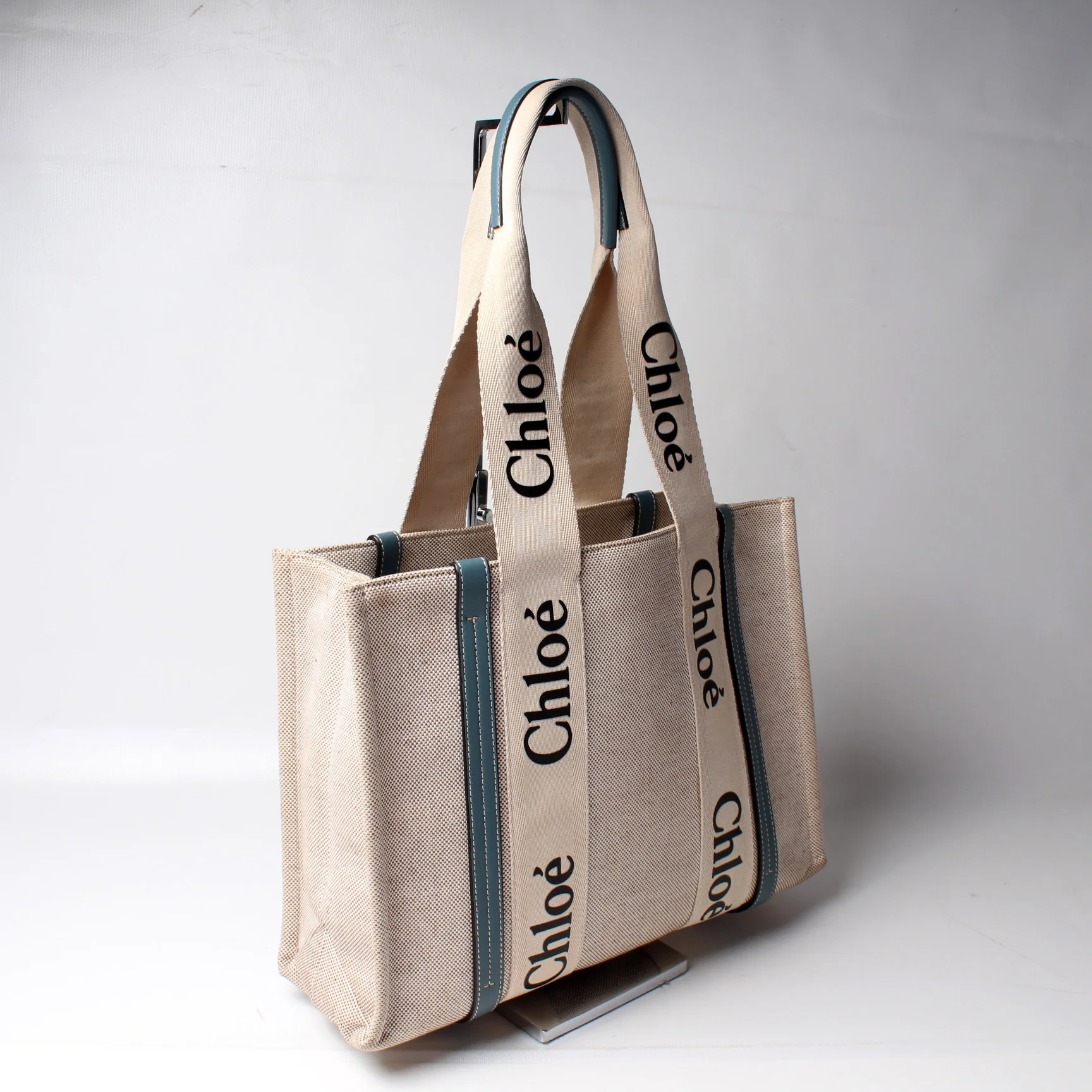 Woody Ribbon Tote Medium - Image 2