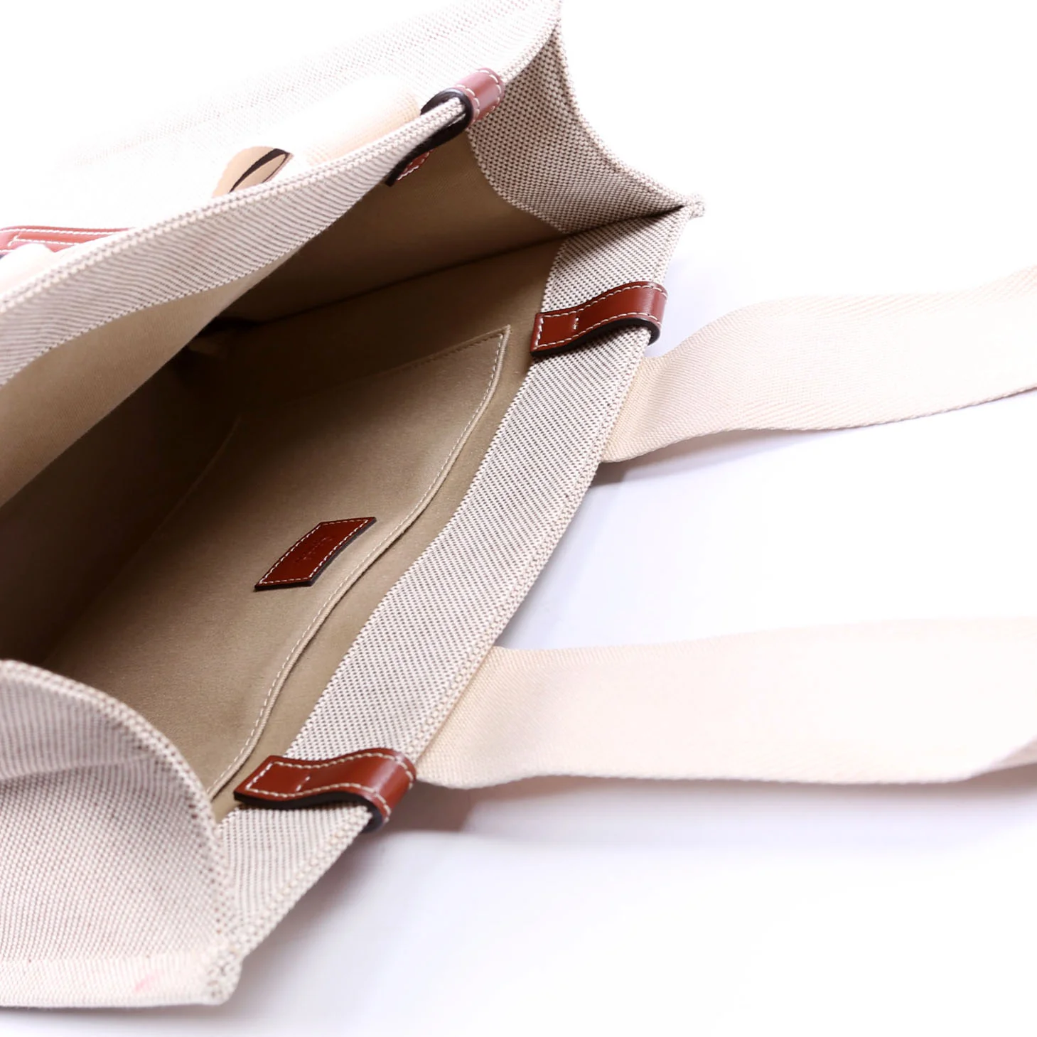 Woody Ribbon Tote Medium Beige/Brown - Image 10