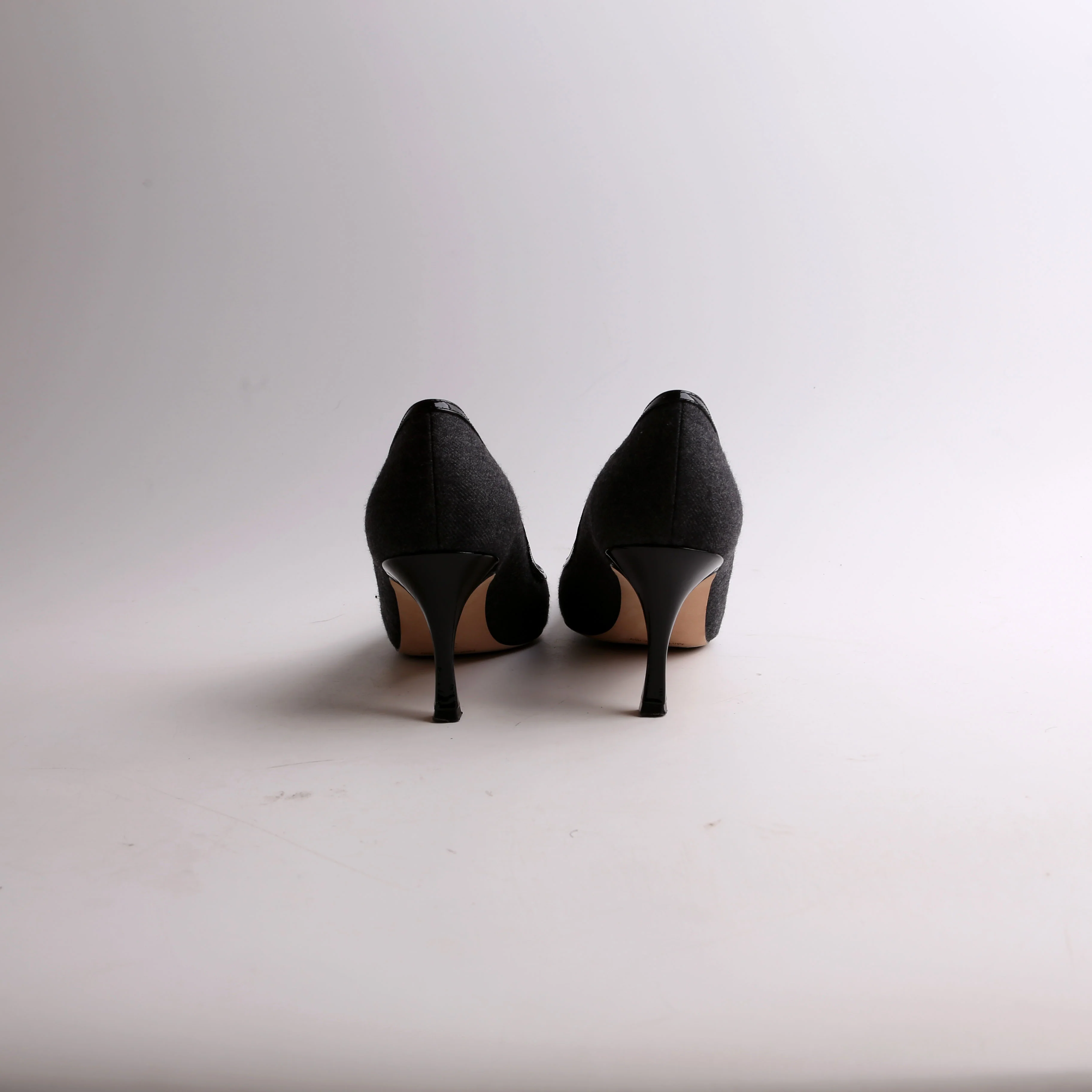 Wool Kitten Heel Pumps Size 38.5 - Image 3