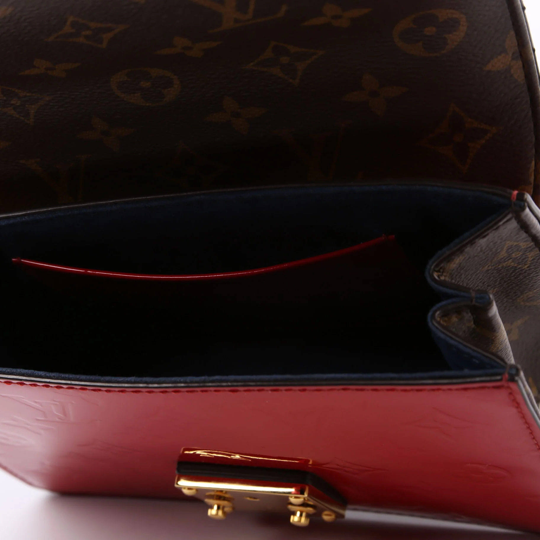 Wynwood Vernis Epi Monogram - Image 8