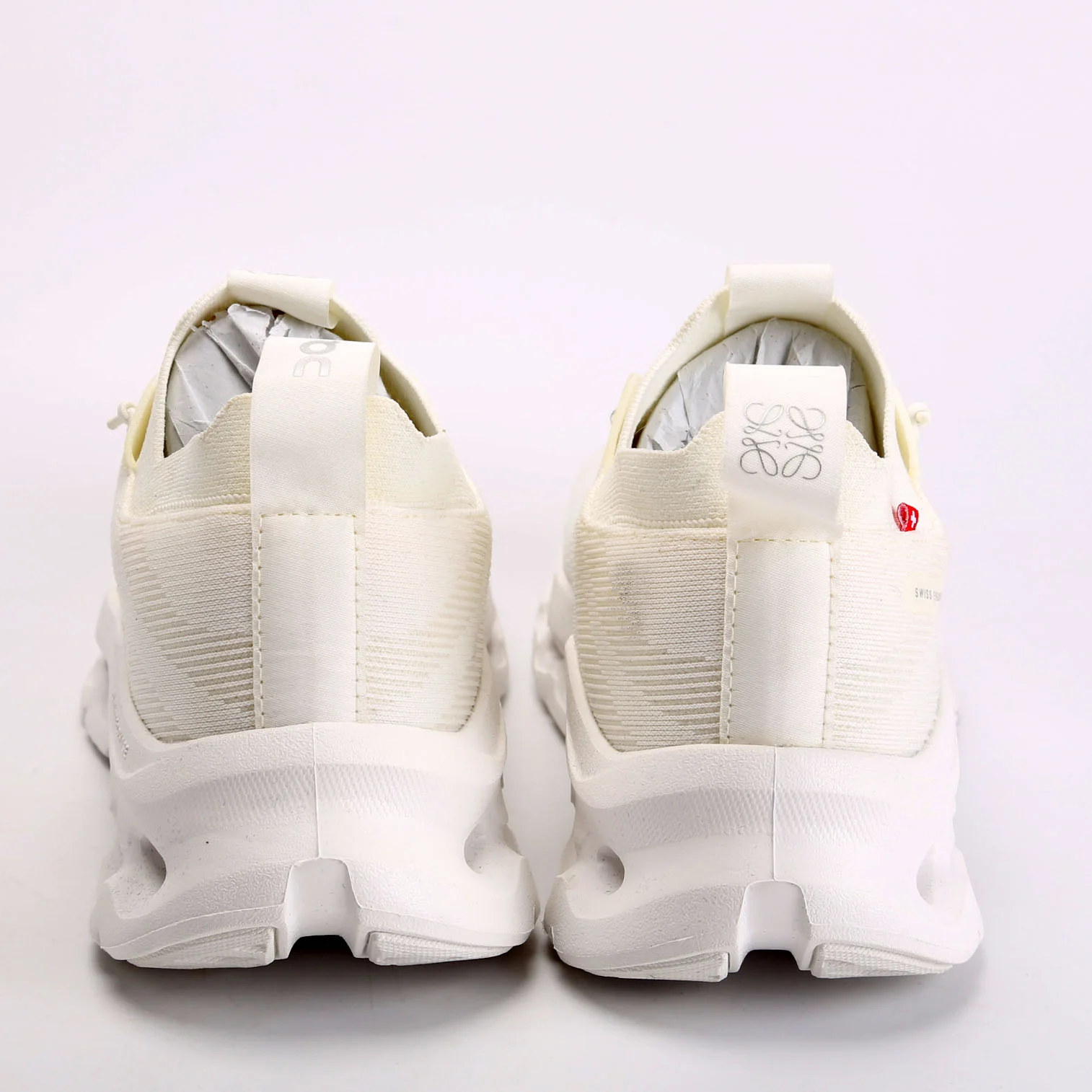X OC Cloudtilt Sneakers Size 39 - Image 4