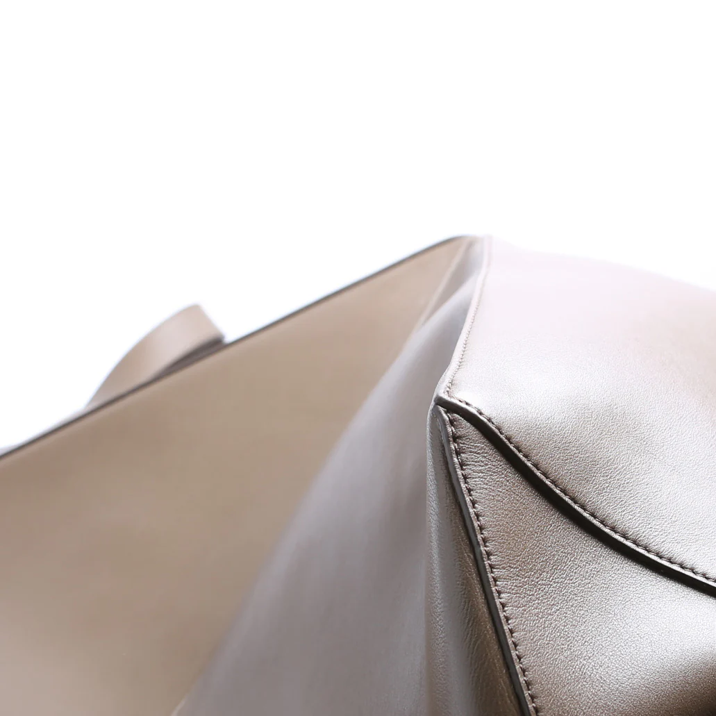 XXL Travel Puzzle Fold Tote Shiny Calfskin Umber - Image 6