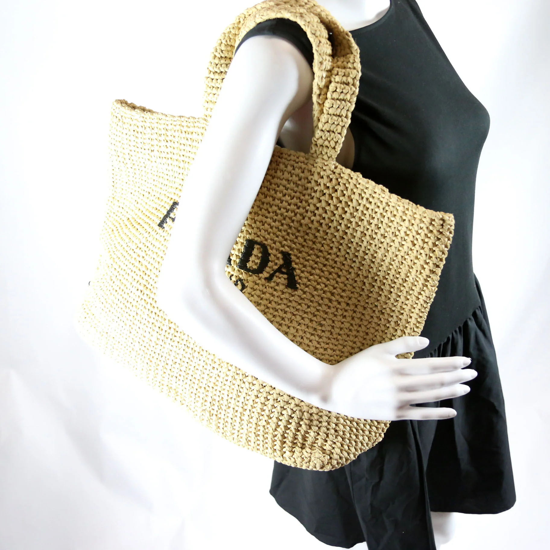 Yarn Raffia Embroidered Tote - Image 8