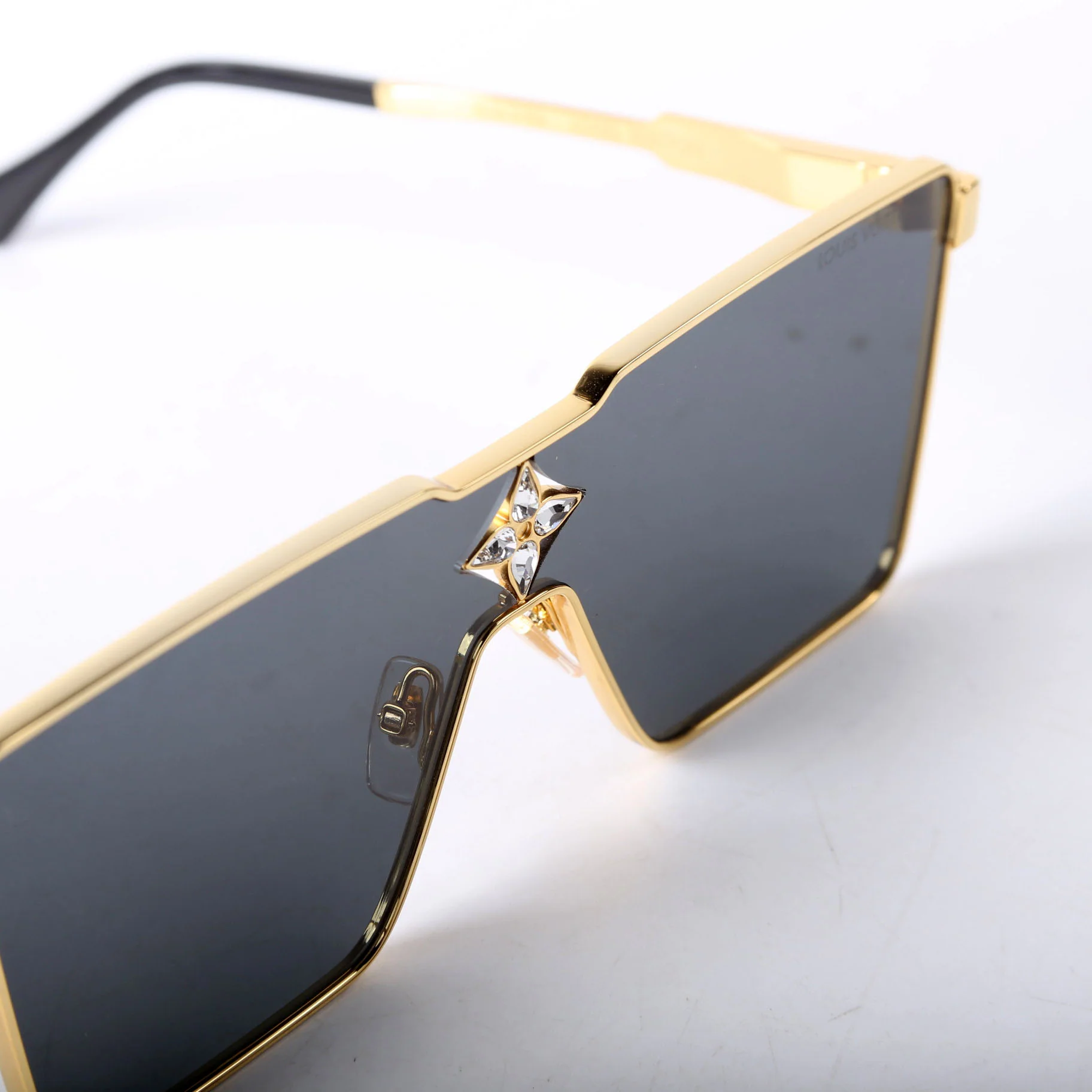 Z1700U Cyclone Metal Sunglasses Black/Gold - Image 5