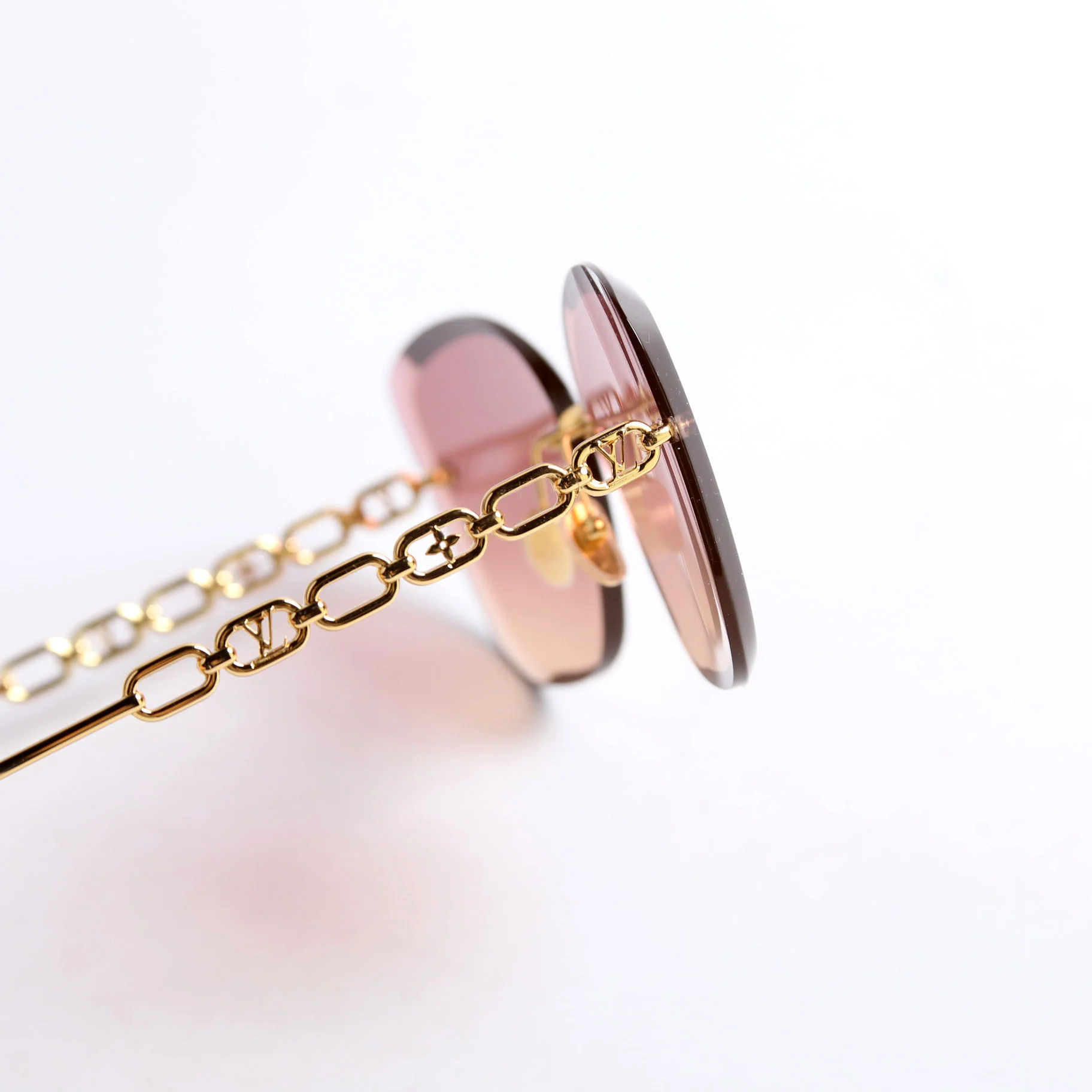 Z2682U My LV Chain Sunglasses Gold/Pink - Image 5
