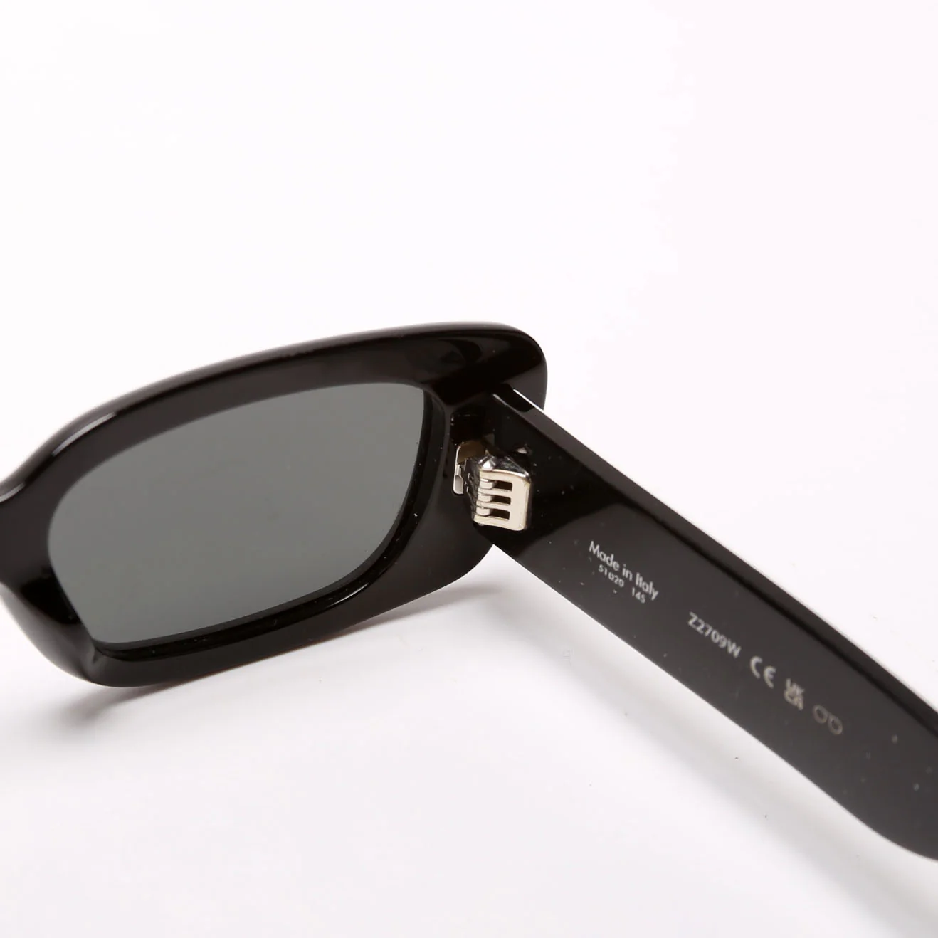 Z2709W Murakami Multicolor Sunglasses Black - Image 5
