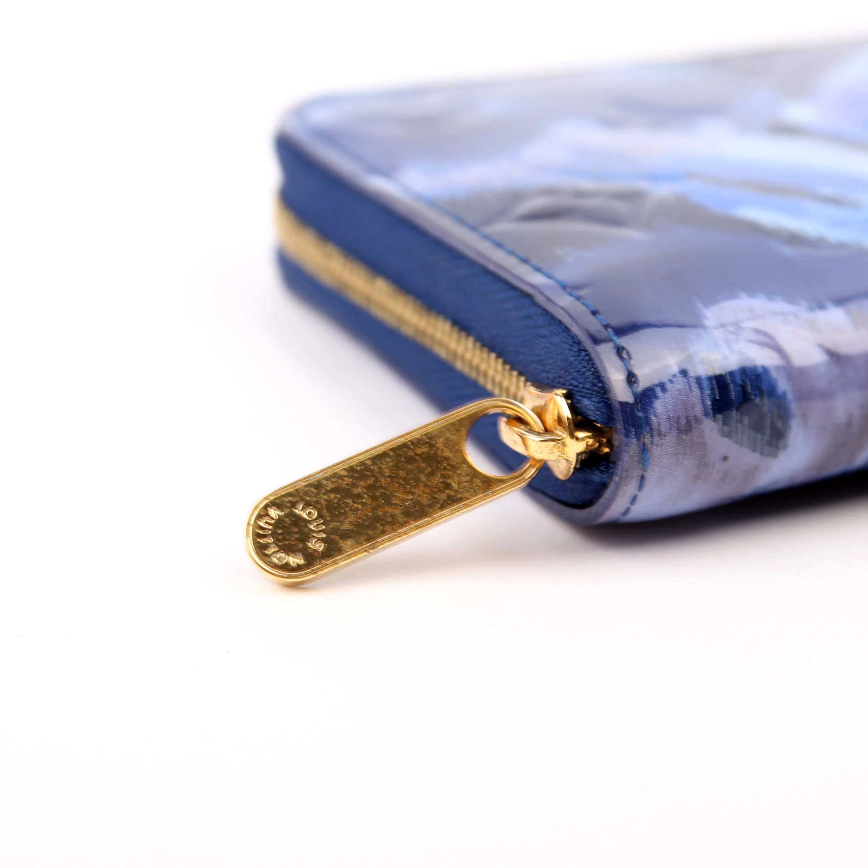 Zippy Coin Purse Ikat Vernis - Image 9