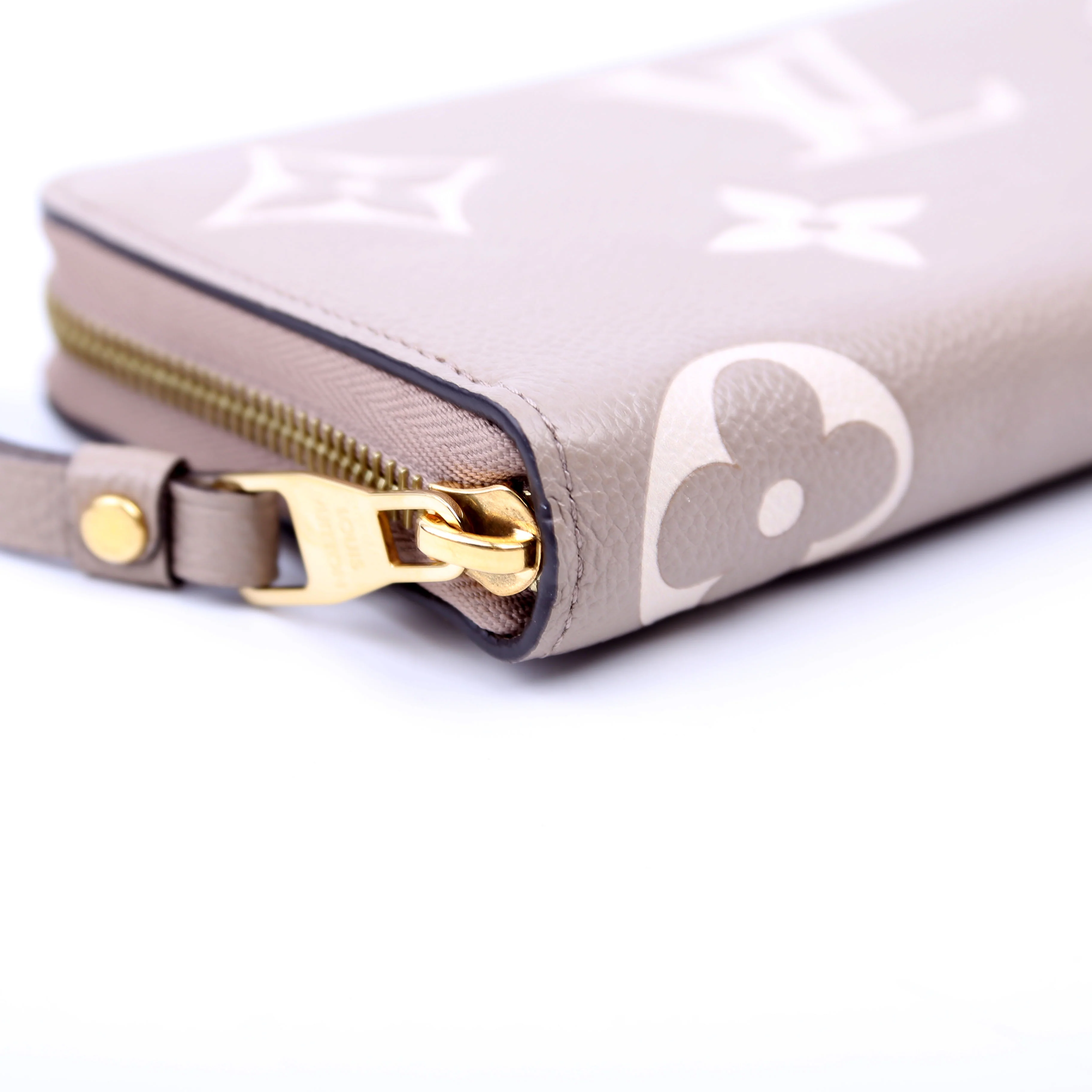 Zippy Wallet Bicolor Empreinte Turtledove - Image 6
