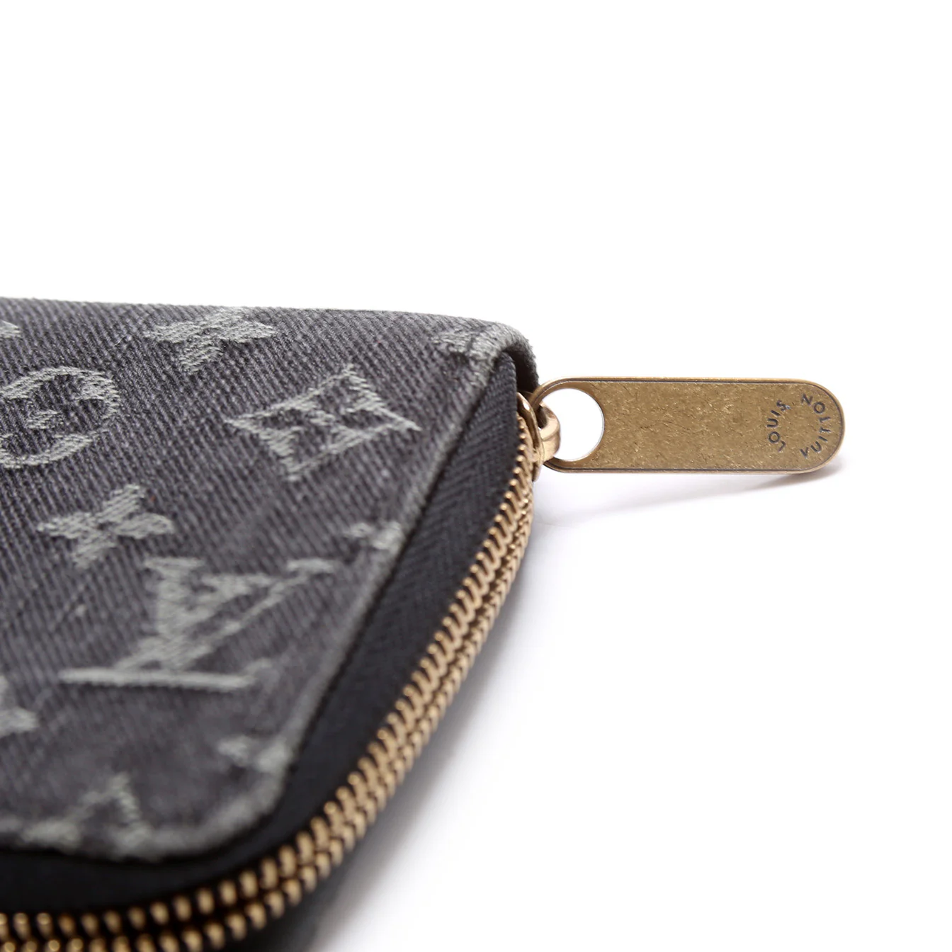 Zippy Wallet Denim Monogram - Image 8