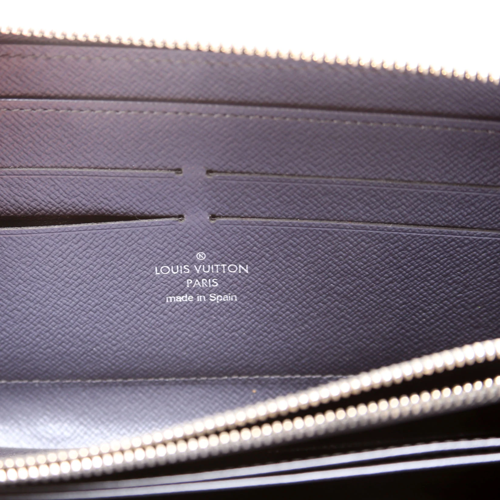 Zippy Wallet Epi Grey - Image 8