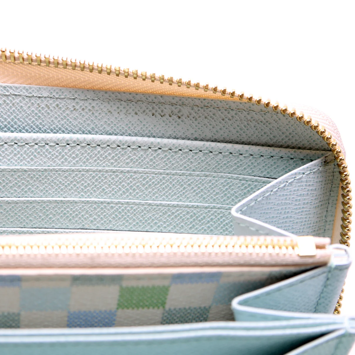 Zippy Wallet Giant Damier Pistachio - Image 8
