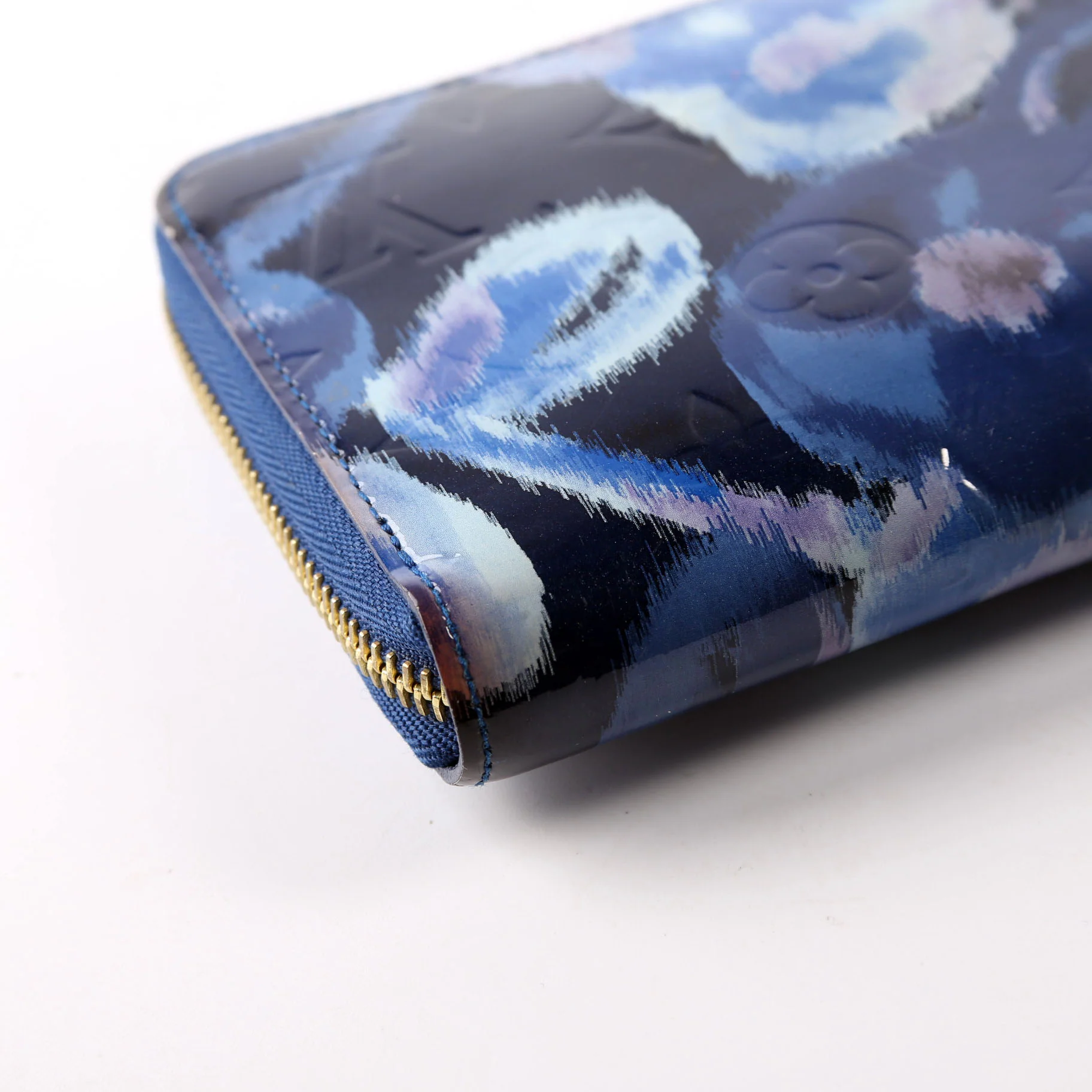Zippy Wallet Ikat - Image 6