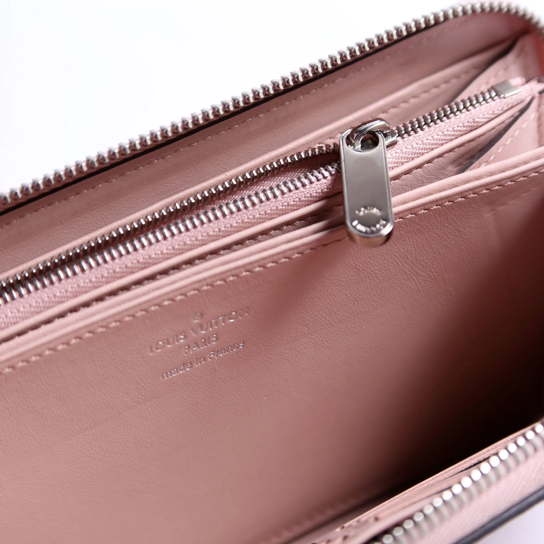 Zippy Wallet Mahina Pink - Image 6