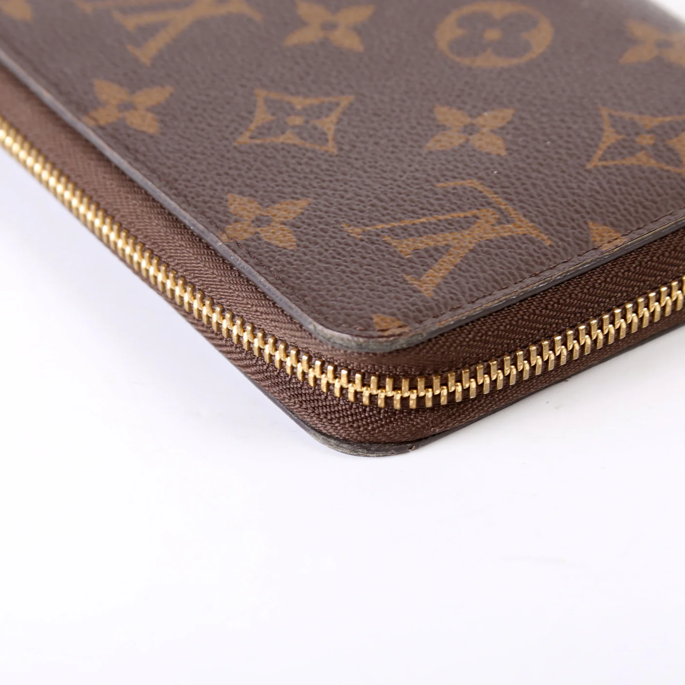 Zippy Wallet Monogram - Image 9