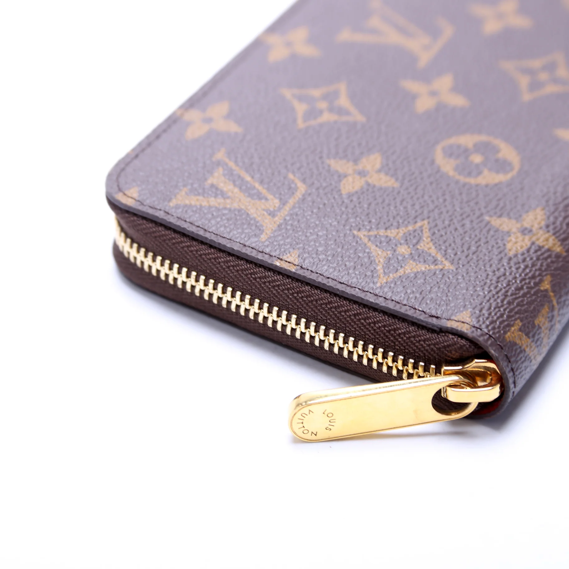 Zippy Wallet Monogram - Image 5