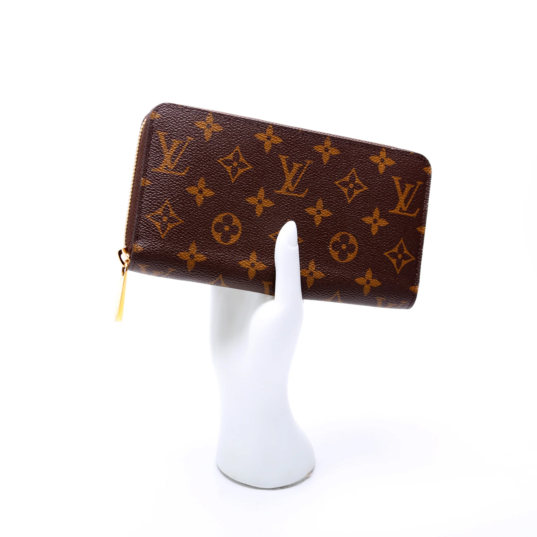 Zippy Wallet Monogram - Image 8