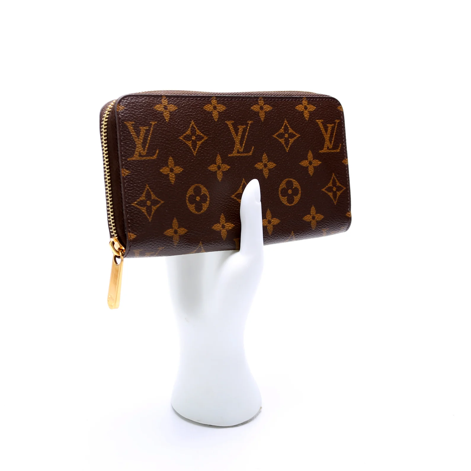 Zippy Wallet Monogram - Image 9