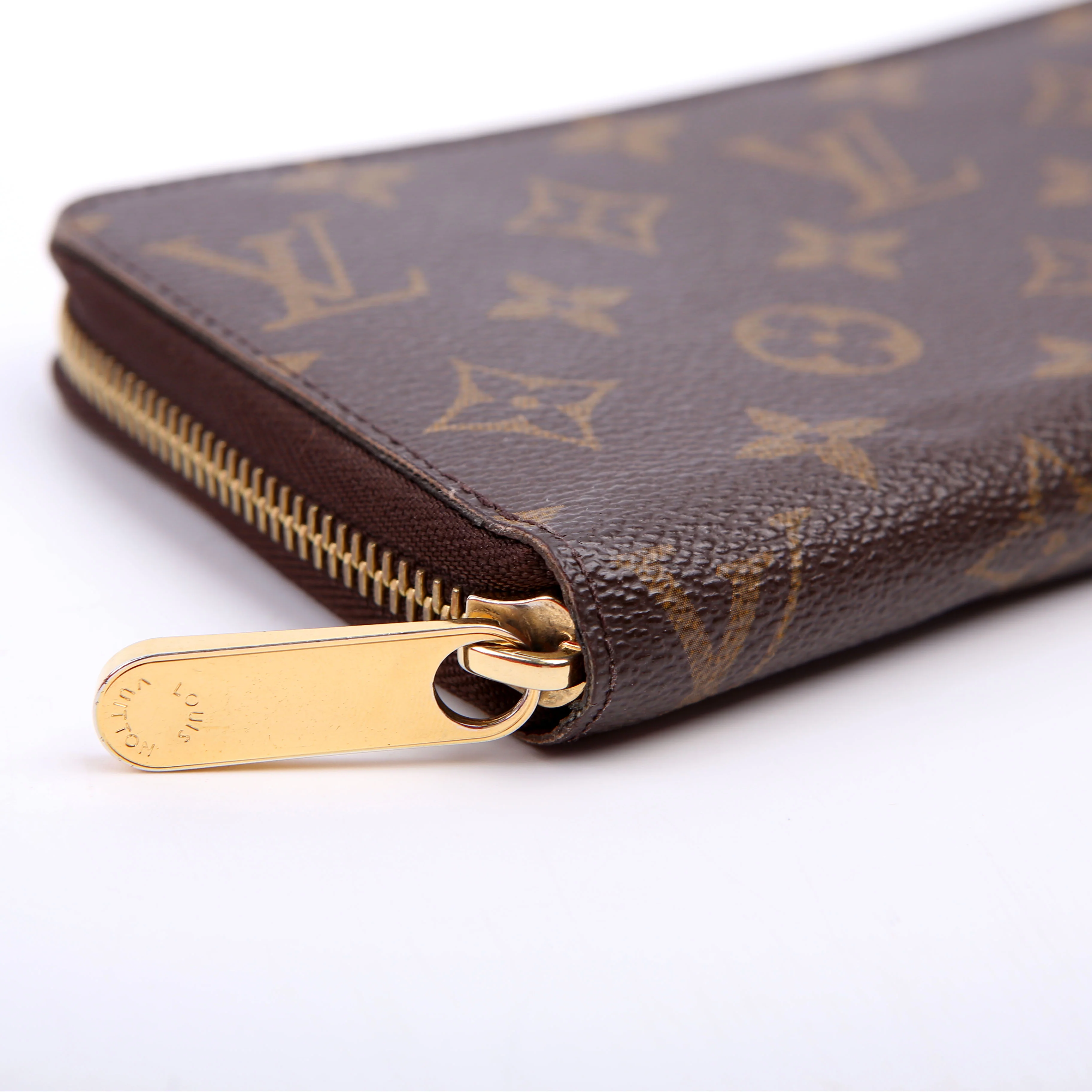 Zippy Wallet Monogram - Image 7