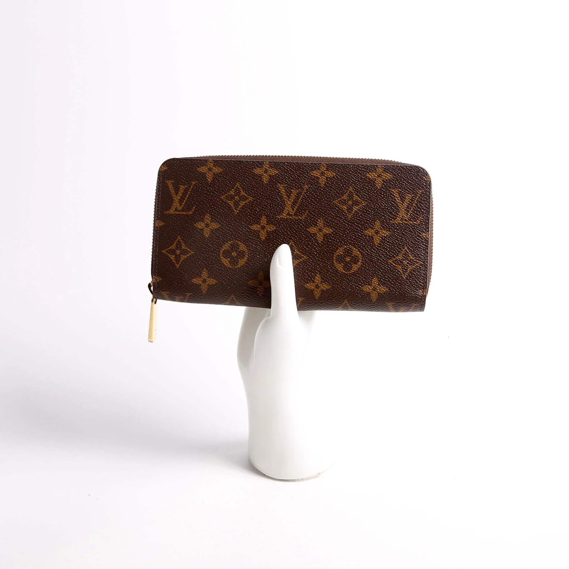 Zippy Wallet Monogram - Image 8