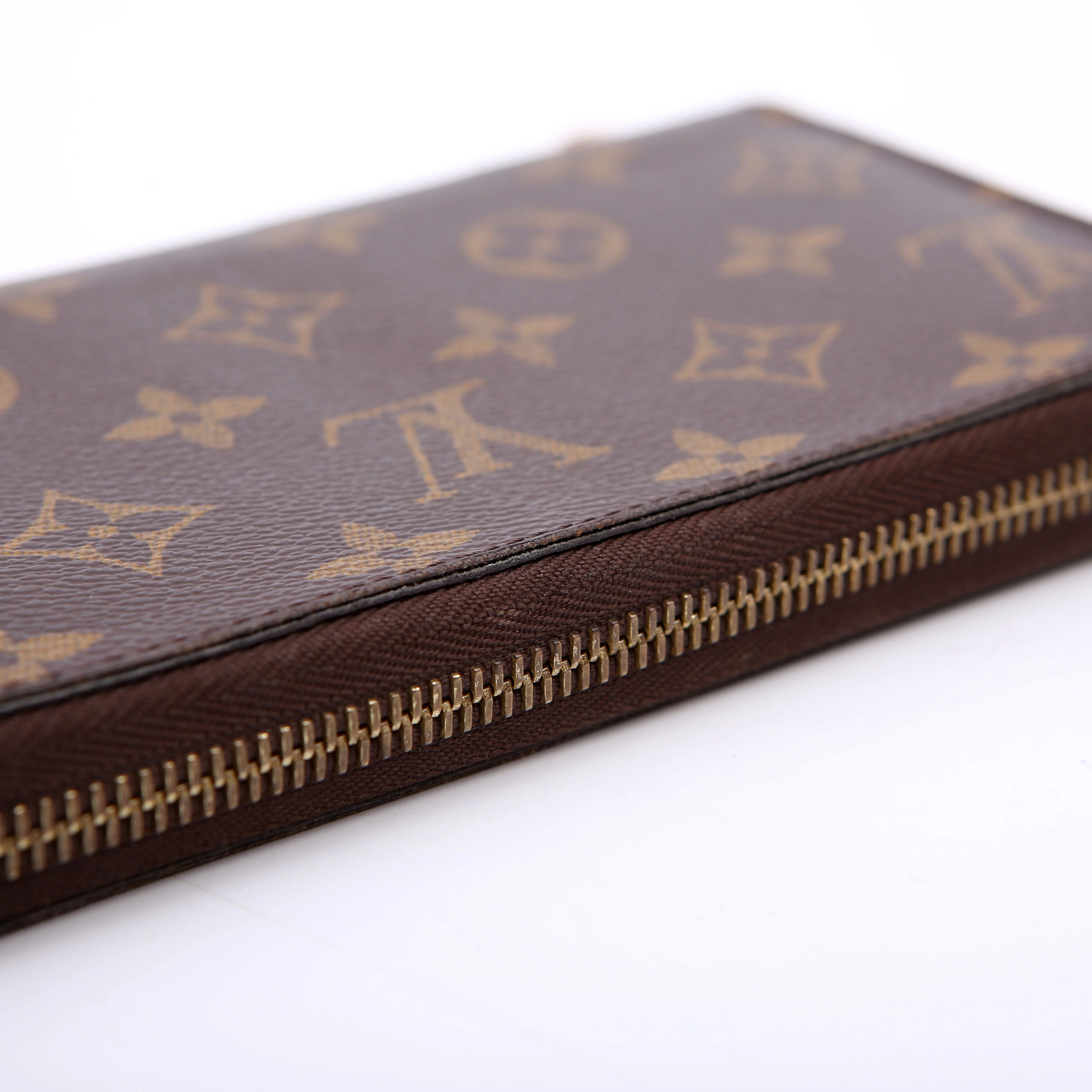 Zippy Wallet Monogram - Image 9