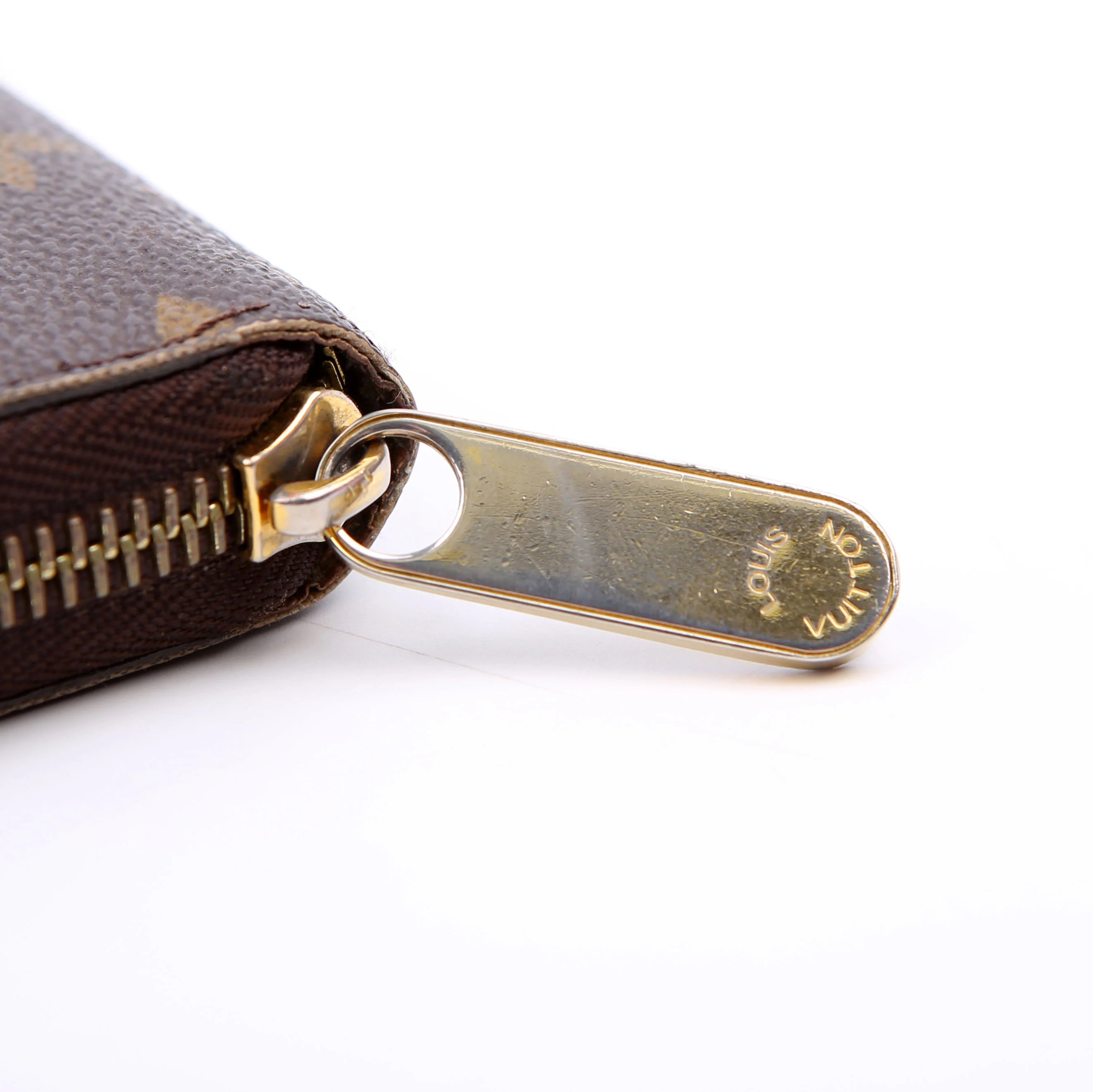Zippy Wallet Monogram - Image 10