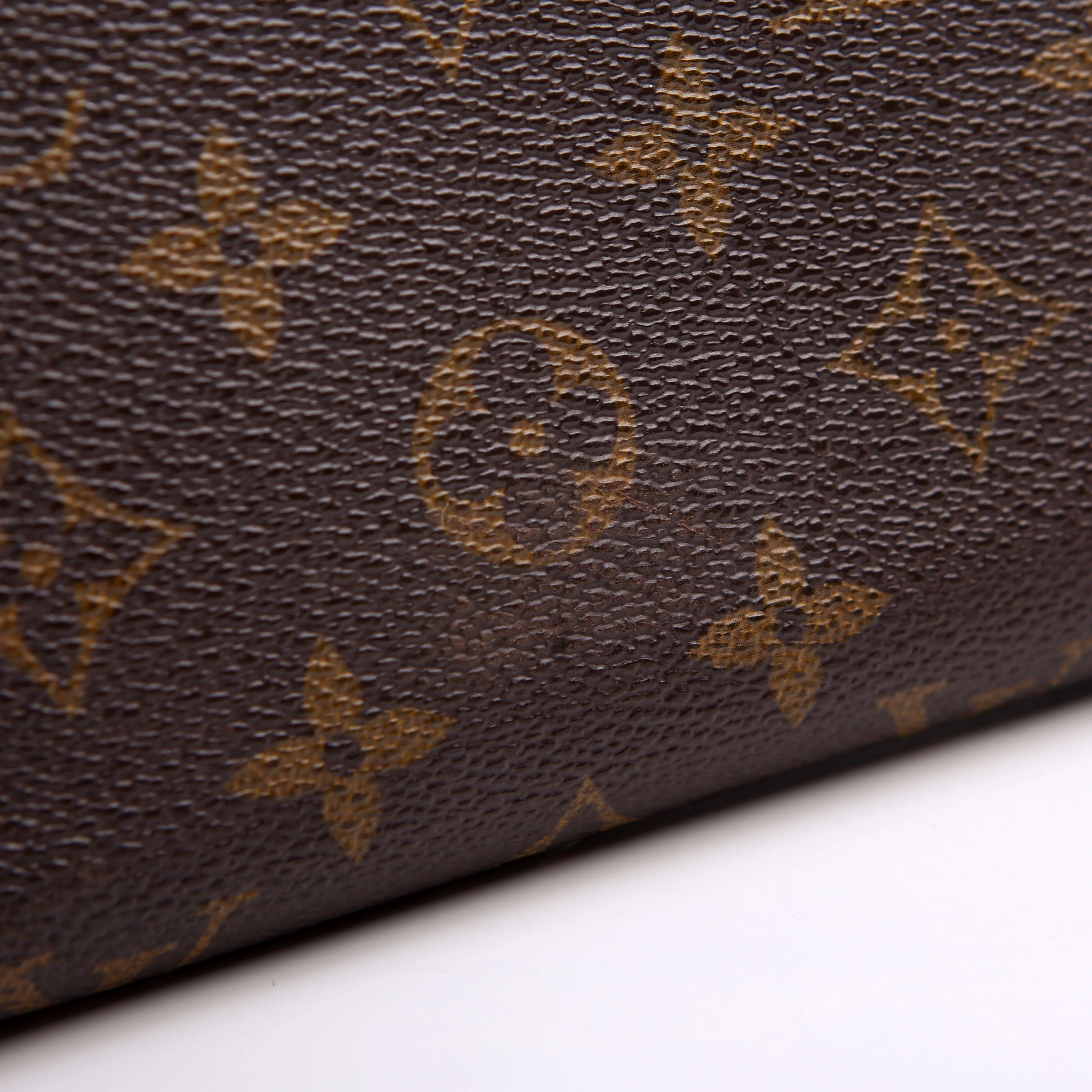 Zippy Wallet Monogram - Image 11