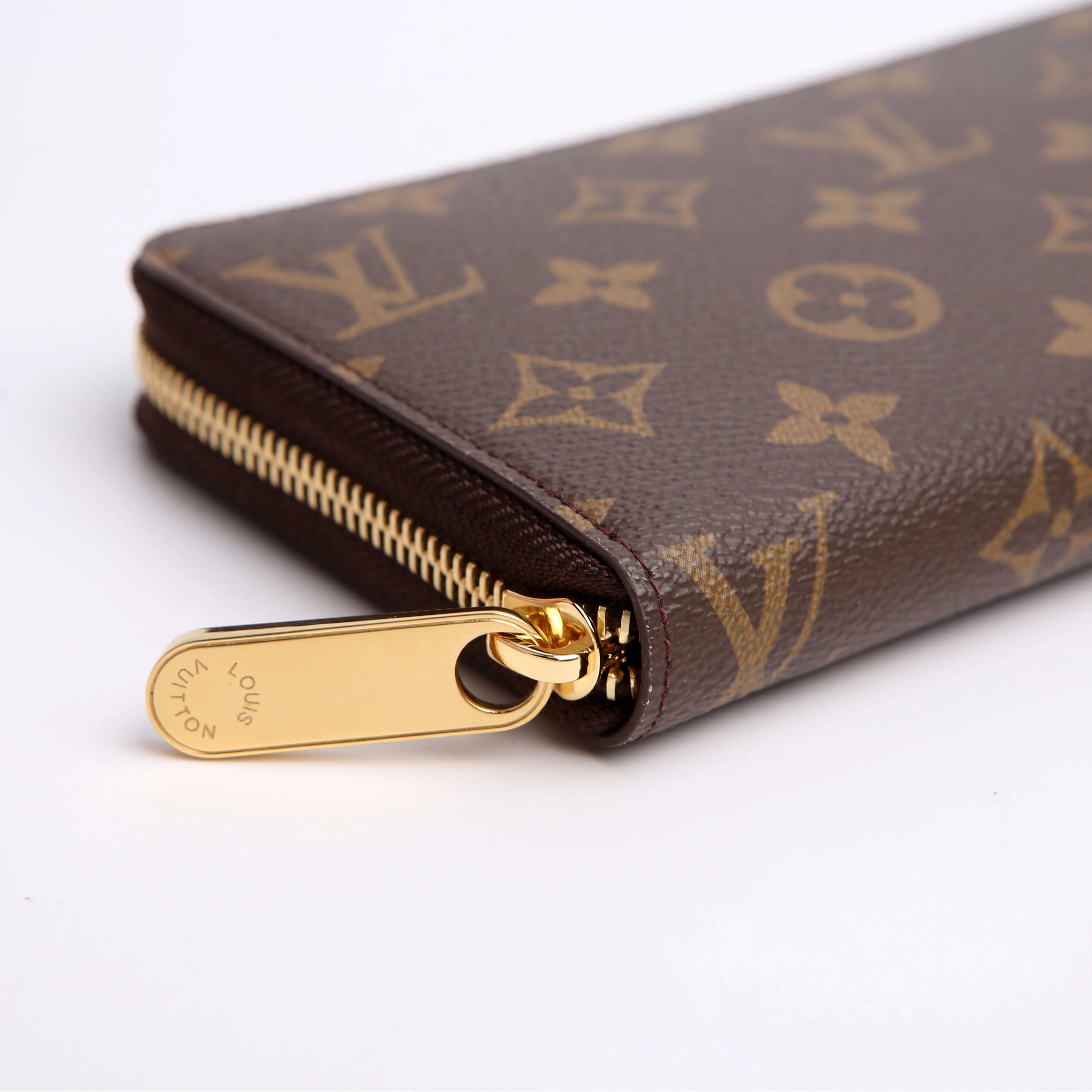 Zippy Wallet Monogram - Image 6