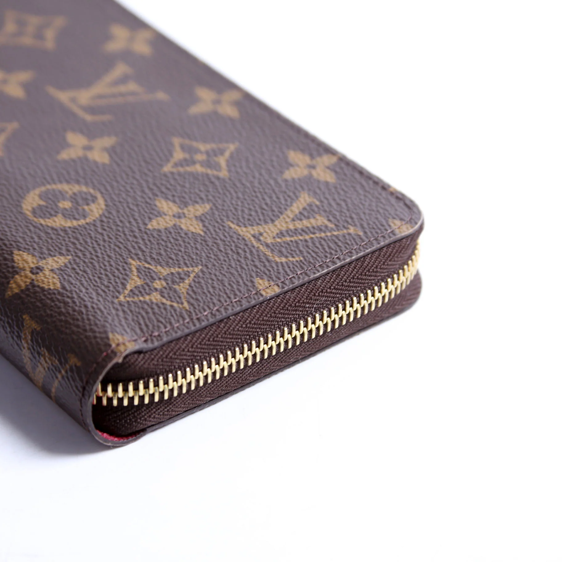 Zippy Wallet Monogram - Image 5
