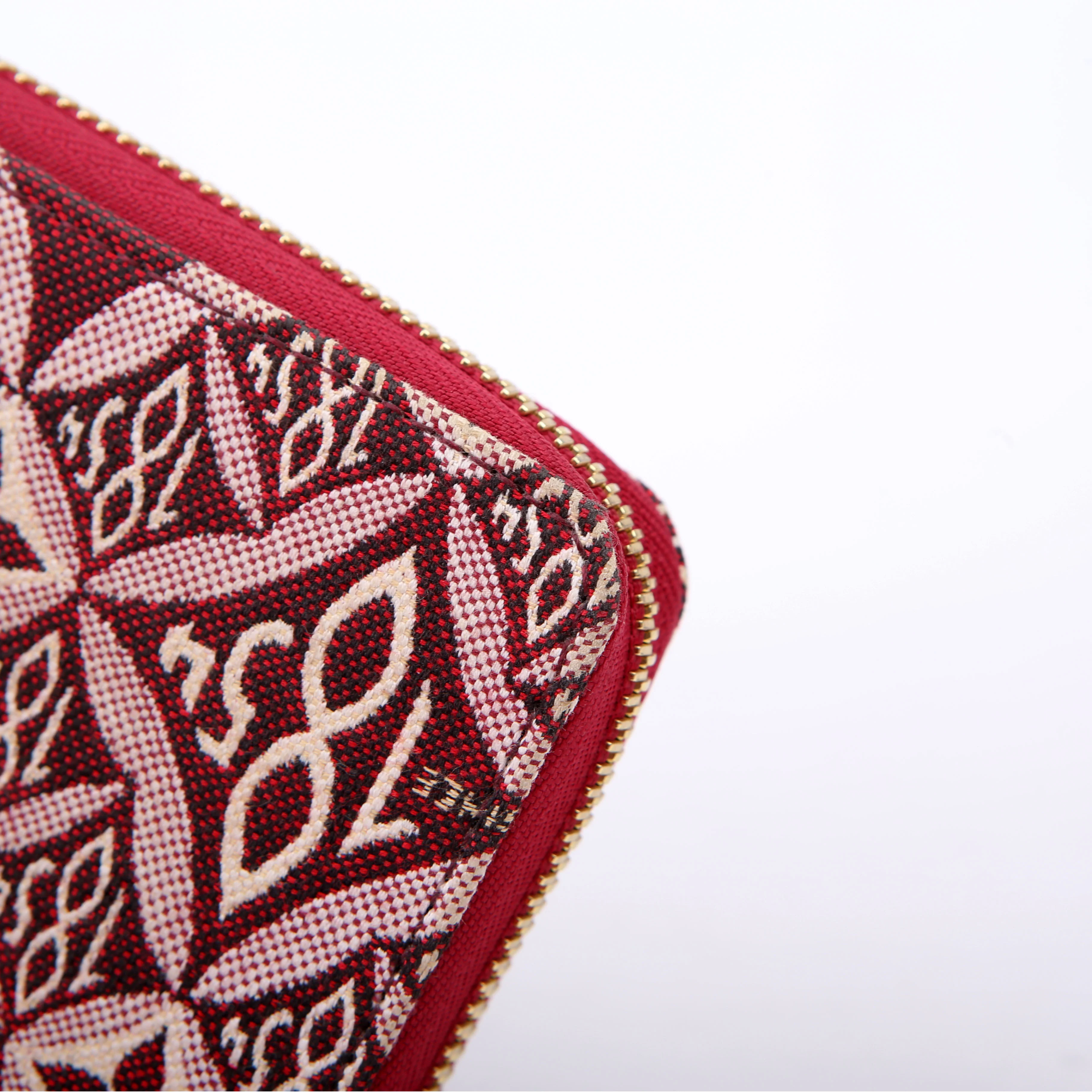 Zippy Wallet Since 1854 Jacquard Maroon - Image 7