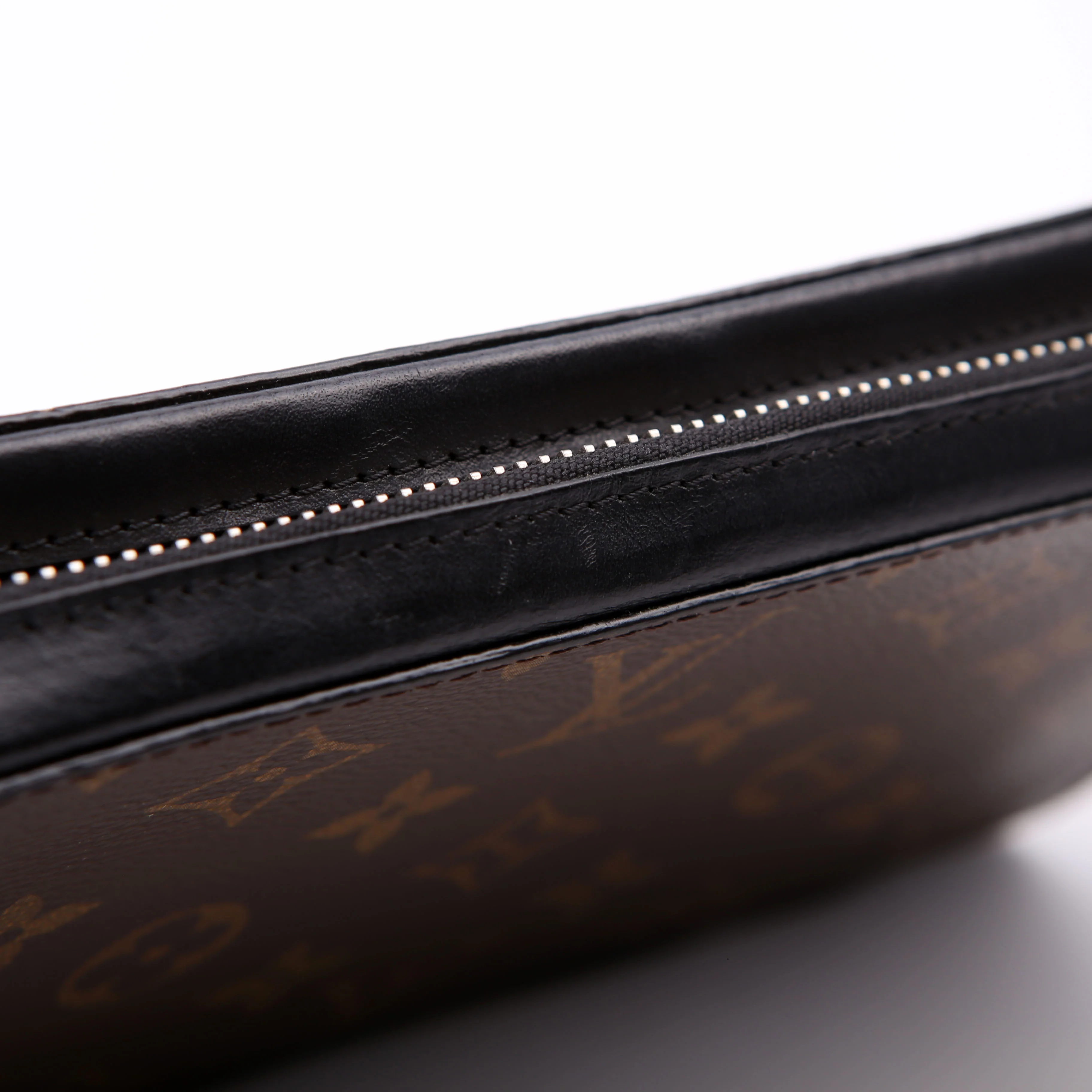 Zippy XL Monogram Black - Image 12
