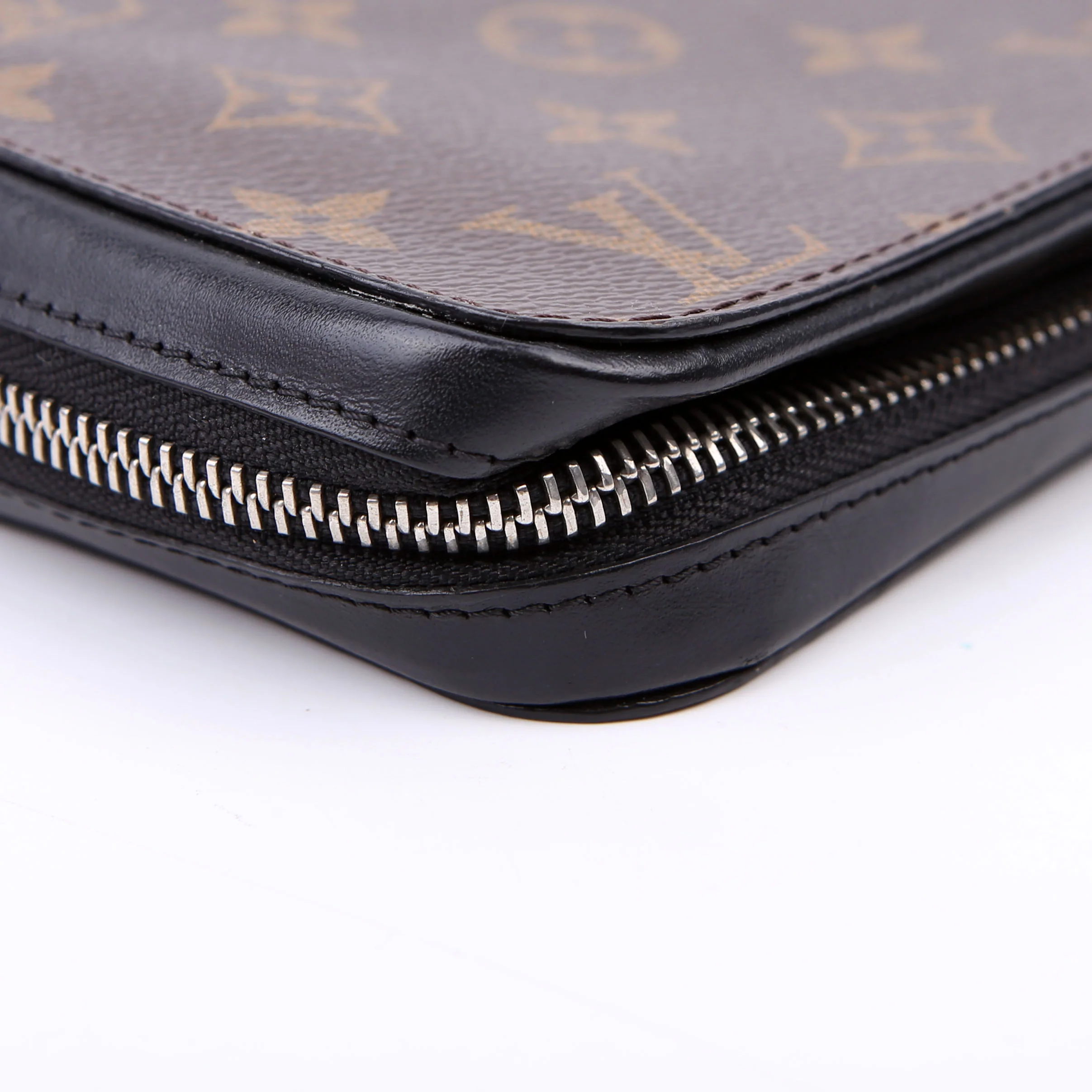 Zippy XL Monogram Black - Image 5